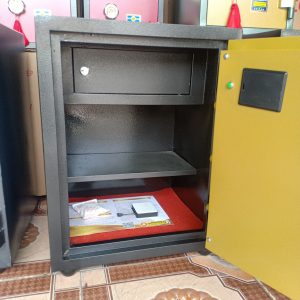 Két Sắt Vân Tay Điện Tử BN76 – VTDT, Đen Vàng, Việt Tiệp, Nặng 70kg, Két Sắt Bắc Ninh, Két Sắt Việt Tiệp Bắc Ninh.